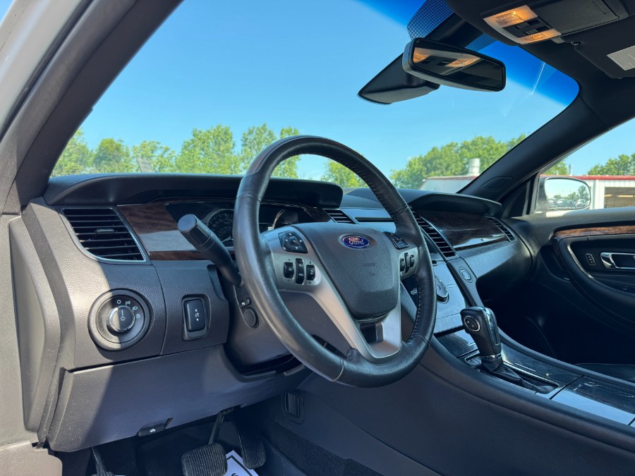 2017 Ford Taurus Limited AWD, available for sale in Ortonville, Michigan | Marsh Auto Sales LLC. Ortonville, Michigan 2017 Ford Taurus Limited AWD, available for sale in Ortonville, Michigan | Marsh Auto Sales LLC. Ortonville, Michigan