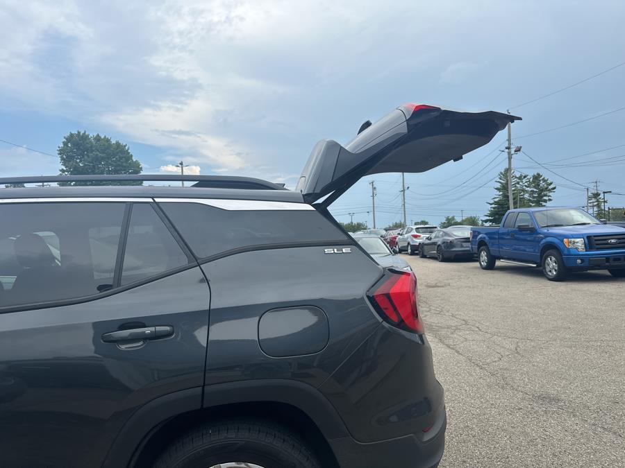 2018 GMC Terrain FWD 4dr SLE, available for sale in Beavercreek, Ohio | Wholesale Direct Motors. Beavercreek, Ohio 2018 GMC Terrain FWD 4dr SLE, available for sale in Beavercreek, Ohio | Wholesale Direct Motors. Beavercreek, Ohio