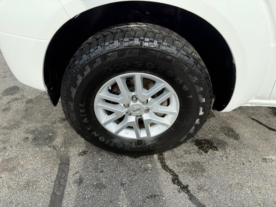 2016 Nissan Frontier 4WD Crew Cab SWB Auto SV, available for sale in East Windsor, Connecticut | Century Auto And Truck. East Windsor, Connecticut 2016 Nissan Frontier 4WD Crew Cab SWB Auto SV, available for sale in East Windsor, Connecticut | Century Auto And Truck. East Windsor, Connecticut