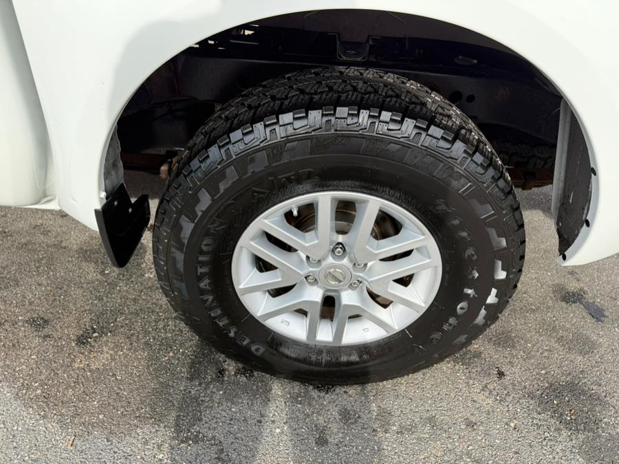2016 Nissan Frontier 4WD Crew Cab SWB Auto SV, available for sale in East Windsor, Connecticut | Century Auto And Truck. East Windsor, Connecticut 2016 Nissan Frontier 4WD Crew Cab SWB Auto SV, available for sale in East Windsor, Connecticut | Century Auto And Truck. East Windsor, Connecticut