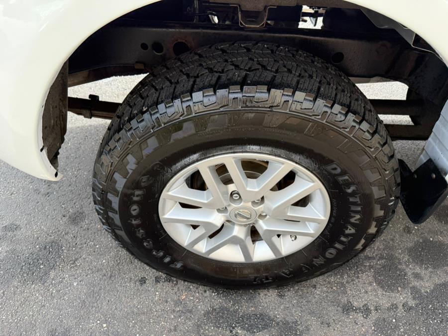 2016 Nissan Frontier 4WD Crew Cab SWB Auto SV, available for sale in East Windsor, Connecticut | Century Auto And Truck. East Windsor, Connecticut 2016 Nissan Frontier 4WD Crew Cab SWB Auto SV, available for sale in East Windsor, Connecticut | Century Auto And Truck. East Windsor, Connecticut