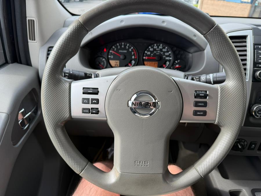 2016 Nissan Frontier 4WD Crew Cab SWB Auto SV, available for sale in East Windsor, Connecticut | Century Auto And Truck. East Windsor, Connecticut 2016 Nissan Frontier 4WD Crew Cab SWB Auto SV, available for sale in East Windsor, Connecticut | Century Auto And Truck. East Windsor, Connecticut