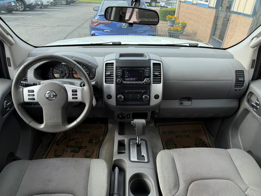 2016 Nissan Frontier 4WD Crew Cab SWB Auto SV, available for sale in East Windsor, Connecticut | Century Auto And Truck. East Windsor, Connecticut 2016 Nissan Frontier 4WD Crew Cab SWB Auto SV, available for sale in East Windsor, Connecticut | Century Auto And Truck. East Windsor, Connecticut