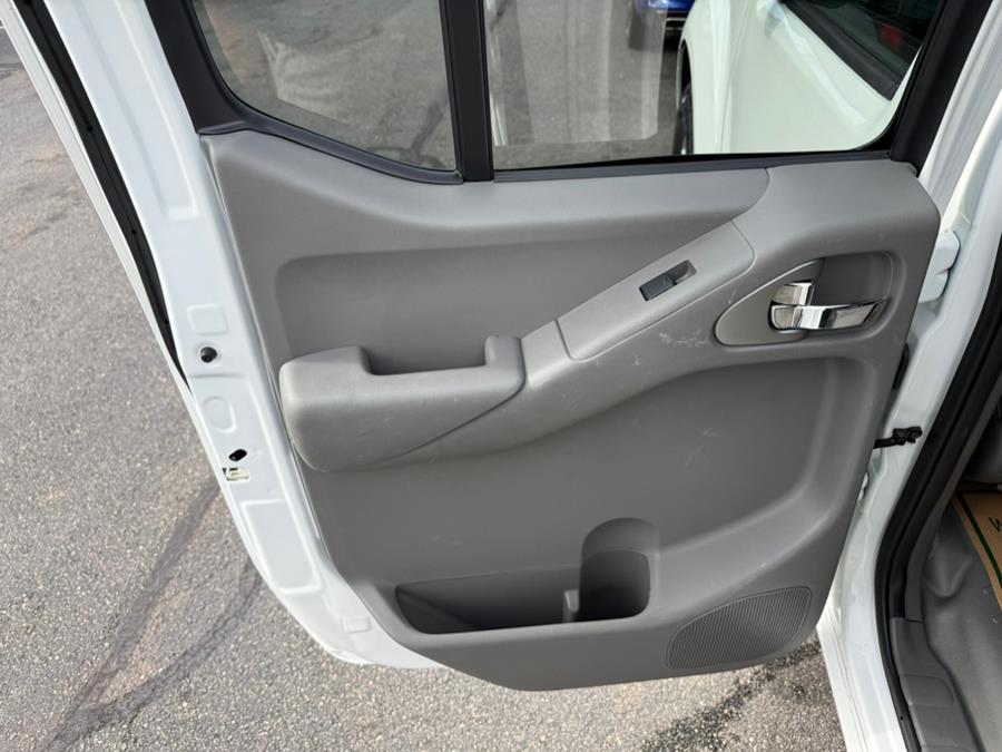 2016 Nissan Frontier 4WD Crew Cab SWB Auto SV, available for sale in East Windsor, Connecticut | Century Auto And Truck. East Windsor, Connecticut 2016 Nissan Frontier 4WD Crew Cab SWB Auto SV, available for sale in East Windsor, Connecticut | Century Auto And Truck. East Windsor, Connecticut