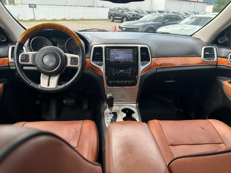 2013 Jeep Grand Cherokee 4WD 4dr Overland, available for sale in South Windsor, Connecticut | Mike And Tony Auto Sales, Inc. South Windsor, Connecticut 2013 Jeep Grand Cherokee 4WD 4dr Overland, available for sale in South Windsor, Connecticut | Mike And Tony Auto Sales, Inc. South Windsor, Connecticut
