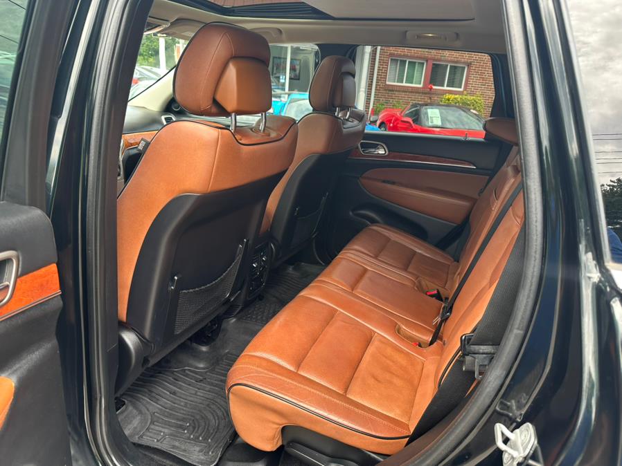 2013 Jeep Grand Cherokee 4WD 4dr Overland, available for sale in South Windsor, Connecticut | Mike And Tony Auto Sales, Inc. South Windsor, Connecticut 2013 Jeep Grand Cherokee 4WD 4dr Overland, available for sale in South Windsor, Connecticut | Mike And Tony Auto Sales, Inc. South Windsor, Connecticut