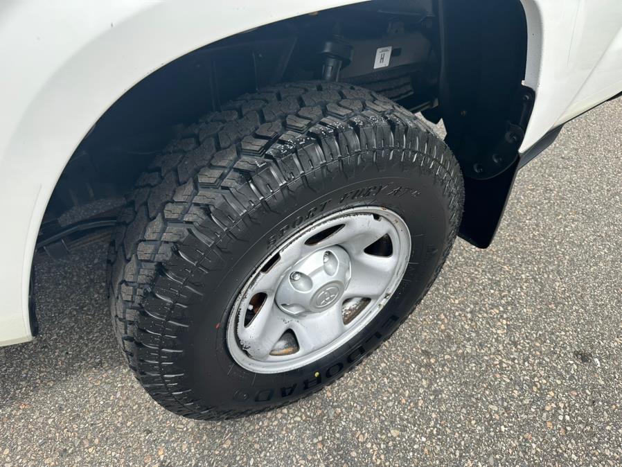 2020 Toyota Tacoma 4WD SR Access Cab 6'' Bed I4 AT (Natl), available for sale in South Windsor, Connecticut | Mike And Tony Auto Sales, Inc. South Windsor, Connecticut 2020 Toyota Tacoma 4WD SR Access Cab 6'' Bed I4 AT (Natl), available for sale in South Windsor, Connecticut | Mike And Tony Auto Sales, Inc. South Windsor, Connecticut