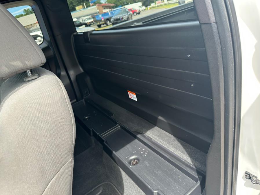 2020 Toyota Tacoma 4WD SR Access Cab 6'' Bed I4 AT (Natl), available for sale in South Windsor, Connecticut | Mike And Tony Auto Sales, Inc. South Windsor, Connecticut 2020 Toyota Tacoma 4WD SR Access Cab 6'' Bed I4 AT (Natl), available for sale in South Windsor, Connecticut | Mike And Tony Auto Sales, Inc. South Windsor, Connecticut