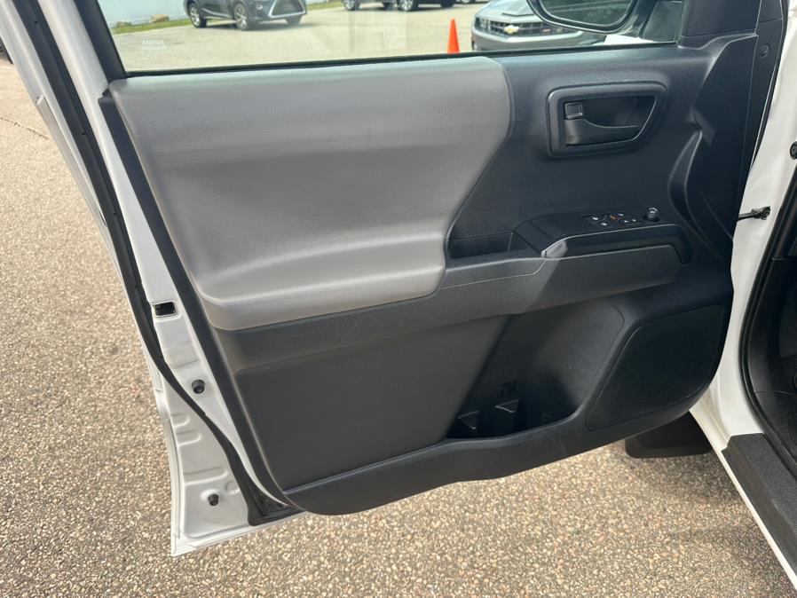 2020 Toyota Tacoma 4WD SR Access Cab 6'' Bed I4 AT (Natl), available for sale in South Windsor, Connecticut | Mike And Tony Auto Sales, Inc. South Windsor, Connecticut 2020 Toyota Tacoma 4WD SR Access Cab 6'' Bed I4 AT (Natl), available for sale in South Windsor, Connecticut | Mike And Tony Auto Sales, Inc. South Windsor, Connecticut