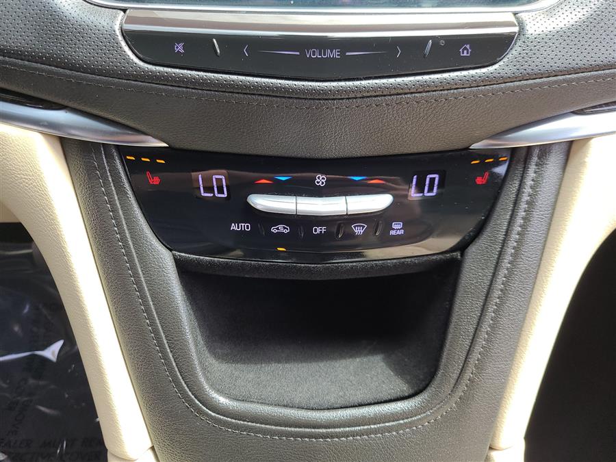 2018 Cadillac XT5 AWD 4dr, available for sale in Canton, Connecticut | Lava Motors. Canton, Connecticut 2018 Cadillac XT5 AWD 4dr, available for sale in Canton, Connecticut | Lava Motors. Canton, Connecticut