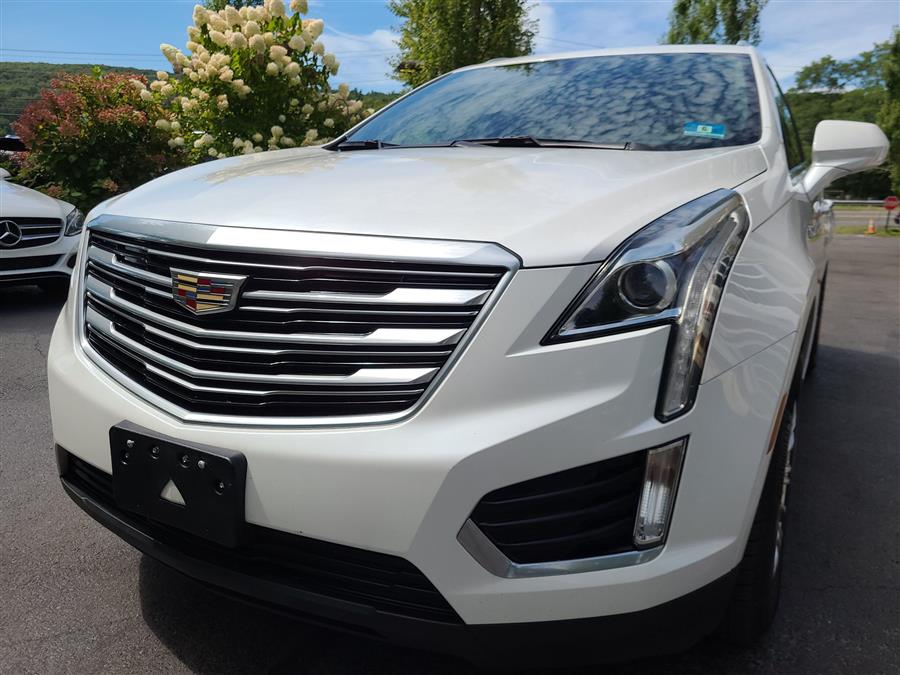 2018 Cadillac XT5 AWD 4dr, available for sale in Canton, Connecticut | Lava Motors. Canton, Connecticut 2018 Cadillac XT5 AWD 4dr, available for sale in Canton, Connecticut | Lava Motors. Canton, Connecticut