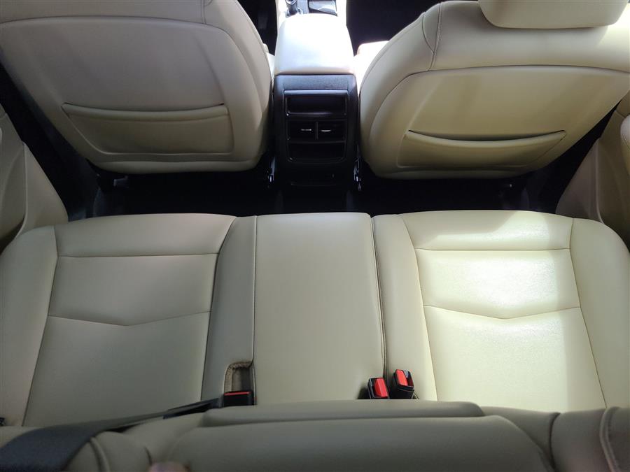 2018 Cadillac XT5 AWD 4dr, available for sale in Canton, Connecticut | Lava Motors. Canton, Connecticut 2018 Cadillac XT5 AWD 4dr, available for sale in Canton, Connecticut | Lava Motors. Canton, Connecticut