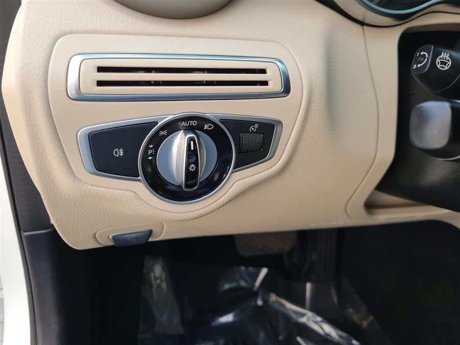 2016 Mercedes-Benz C-Class 4dr Sdn C 300 Luxury 4MATIC, available for sale in Canton, Connecticut | Lava Motors. Canton, Connecticut 2016 Mercedes-Benz C-Class 4dr Sdn C 300 Luxury 4MATIC, available for sale in Canton, Connecticut | Lava Motors. Canton, Connecticut