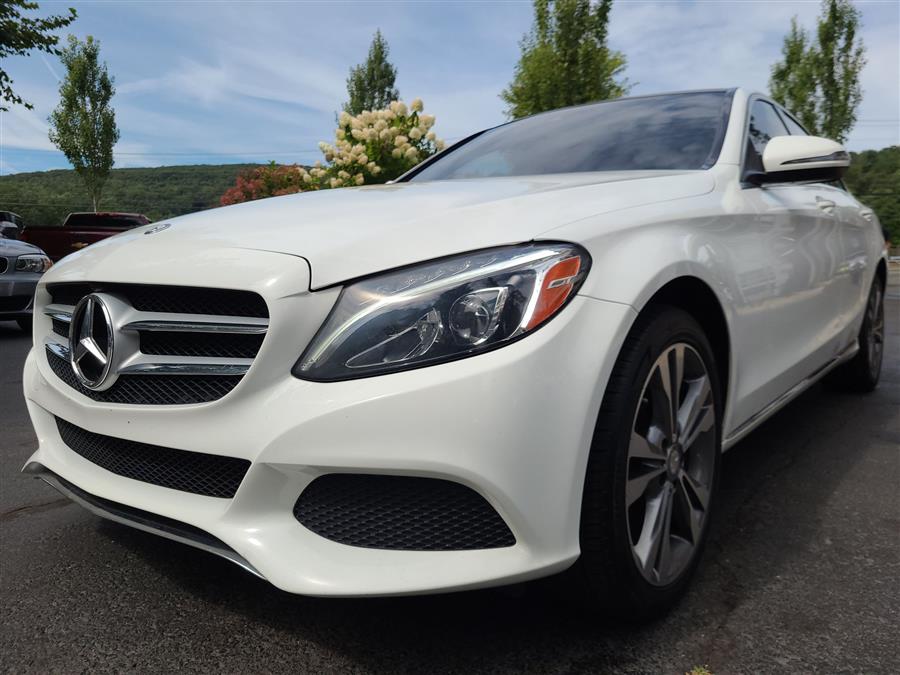 2016 Mercedes-Benz C-Class 4dr Sdn C 300 Luxury 4MATIC, available for sale in Canton, Connecticut | Lava Motors. Canton, Connecticut 2016 Mercedes-Benz C-Class 4dr Sdn C 300 Luxury 4MATIC, available for sale in Canton, Connecticut | Lava Motors. Canton, Connecticut