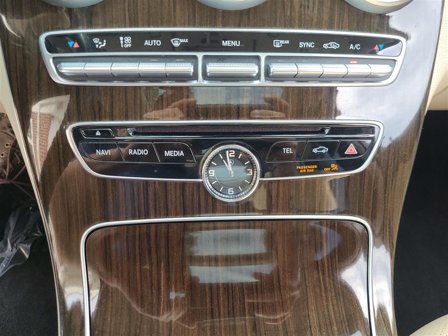 2016 Mercedes-Benz C-Class 4dr Sdn C 300 Luxury 4MATIC, available for sale in Canton, Connecticut | Lava Motors. Canton, Connecticut 2016 Mercedes-Benz C-Class 4dr Sdn C 300 Luxury 4MATIC, available for sale in Canton, Connecticut | Lava Motors. Canton, Connecticut