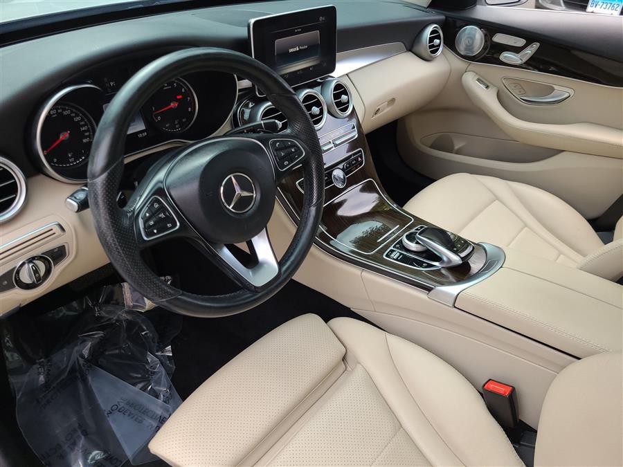 2016 Mercedes-Benz C-Class 4dr Sdn C 300 Luxury 4MATIC, available for sale in Canton, Connecticut | Lava Motors. Canton, Connecticut 2016 Mercedes-Benz C-Class 4dr Sdn C 300 Luxury 4MATIC, available for sale in Canton, Connecticut | Lava Motors. Canton, Connecticut