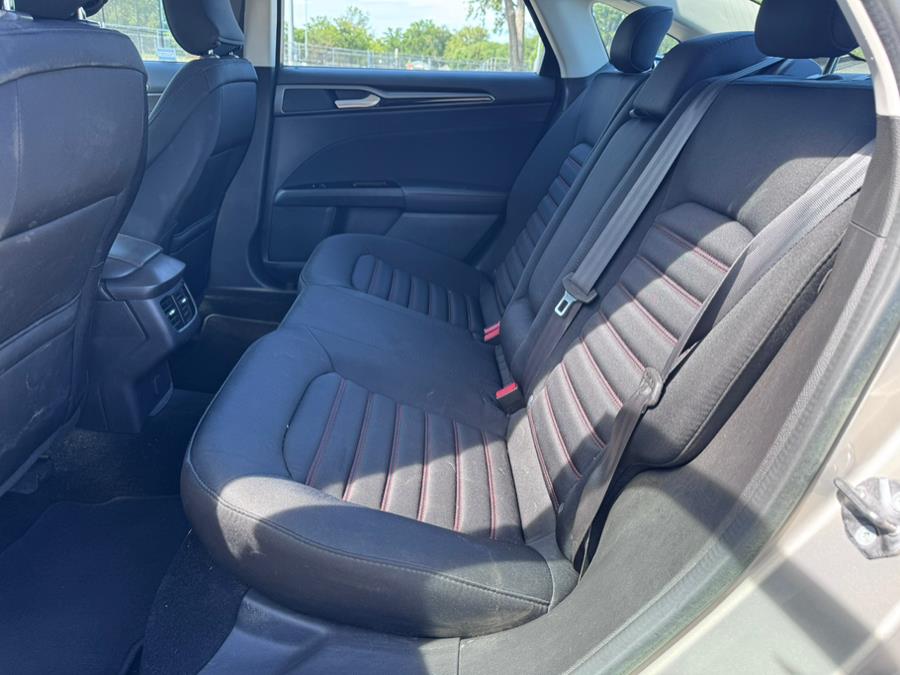 2016 Ford Fusion 4dr Sdn SE FWD, available for sale in Lyndhurst, New Jersey | Cars With Deals. Lyndhurst, New Jersey 2016 Ford Fusion 4dr Sdn SE FWD, available for sale in Lyndhurst, New Jersey | Cars With Deals. Lyndhurst, New Jersey