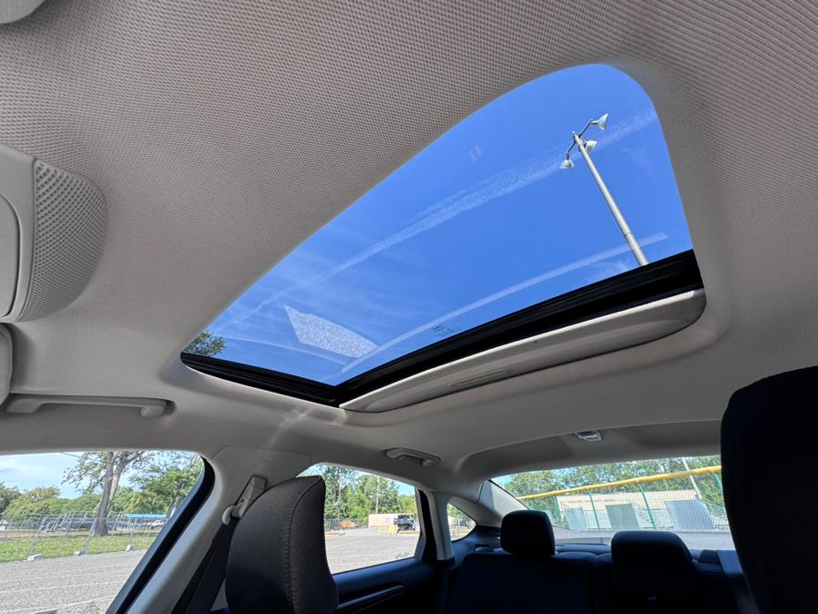 2016 Ford Fusion 4dr Sdn SE FWD, available for sale in Lyndhurst, New Jersey | Cars With Deals. Lyndhurst, New Jersey 2016 Ford Fusion 4dr Sdn SE FWD, available for sale in Lyndhurst, New Jersey | Cars With Deals. Lyndhurst, New Jersey