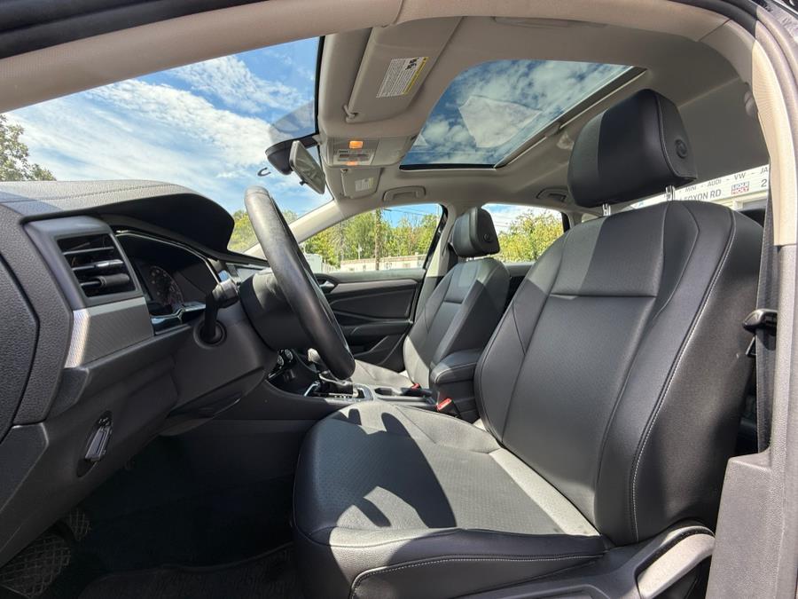 2019 Volkswagen Jetta SE Auto, available for sale in North Branford, Connecticut | CarHavn. North Branford, Connecticut 2019 Volkswagen Jetta SE Auto, available for sale in North Branford, Connecticut | CarHavn. North Branford, Connecticut
