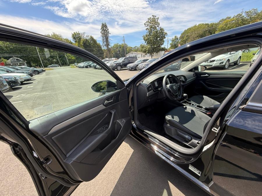2019 Volkswagen Jetta SE Auto, available for sale in North Branford, Connecticut | CarHavn. North Branford, Connecticut 2019 Volkswagen Jetta SE Auto, available for sale in North Branford, Connecticut | CarHavn. North Branford, Connecticut