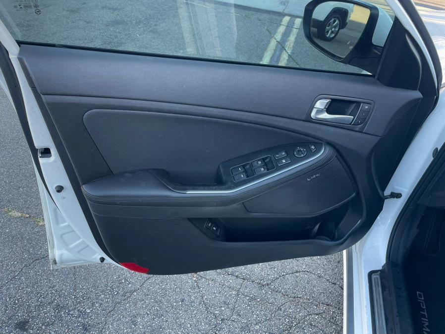 2015 Kia Optima Hybrid 4dr Sdn EX, available for sale in Hawaiian Gardens, California | Luxe Motors. Hawaiian Gardens, California 2015 Kia Optima Hybrid 4dr Sdn EX, available for sale in Hawaiian Gardens, California | Luxe Motors. Hawaiian Gardens, California