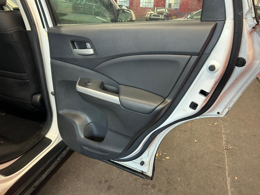 2014 Honda CR-V AWD 5dr EX-L, available for sale in Garfield, New Jersey | Urban Motors Collection. Garfield, New Jersey 2014 Honda CR-V AWD 5dr EX-L, available for sale in Garfield, New Jersey | Urban Motors Collection. Garfield, New Jersey