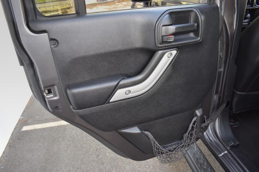 2016 Jeep Wrangler Unlimited 4WD 4dr Rubicon, available for sale in Little Ferry , New Jersey | Milan Motors. Little Ferry , New Jersey 2016 Jeep Wrangler Unlimited 4WD 4dr Rubicon, available for sale in Little Ferry , New Jersey | Milan Motors. Little Ferry , New Jersey
