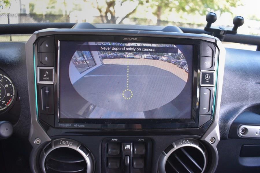 2016 Jeep Wrangler Unlimited 4WD 4dr Rubicon, available for sale in Little Ferry , New Jersey | Milan Motors. Little Ferry , New Jersey 2016 Jeep Wrangler Unlimited 4WD 4dr Rubicon, available for sale in Little Ferry , New Jersey | Milan Motors. Little Ferry , New Jersey