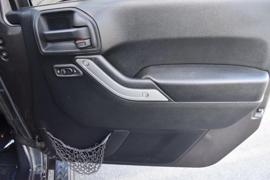 2016 Jeep Wrangler Unlimited 4WD 4dr Rubicon, available for sale in Little Ferry , New Jersey | Milan Motors. Little Ferry , New Jersey 2016 Jeep Wrangler Unlimited 4WD 4dr Rubicon, available for sale in Little Ferry , New Jersey | Milan Motors. Little Ferry , New Jersey