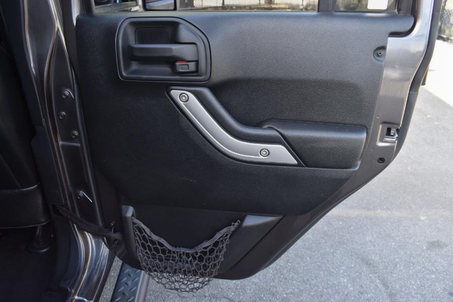 2016 Jeep Wrangler Unlimited 4WD 4dr Rubicon, available for sale in Little Ferry , New Jersey | Milan Motors. Little Ferry , New Jersey 2016 Jeep Wrangler Unlimited 4WD 4dr Rubicon, available for sale in Little Ferry , New Jersey | Milan Motors. Little Ferry , New Jersey
