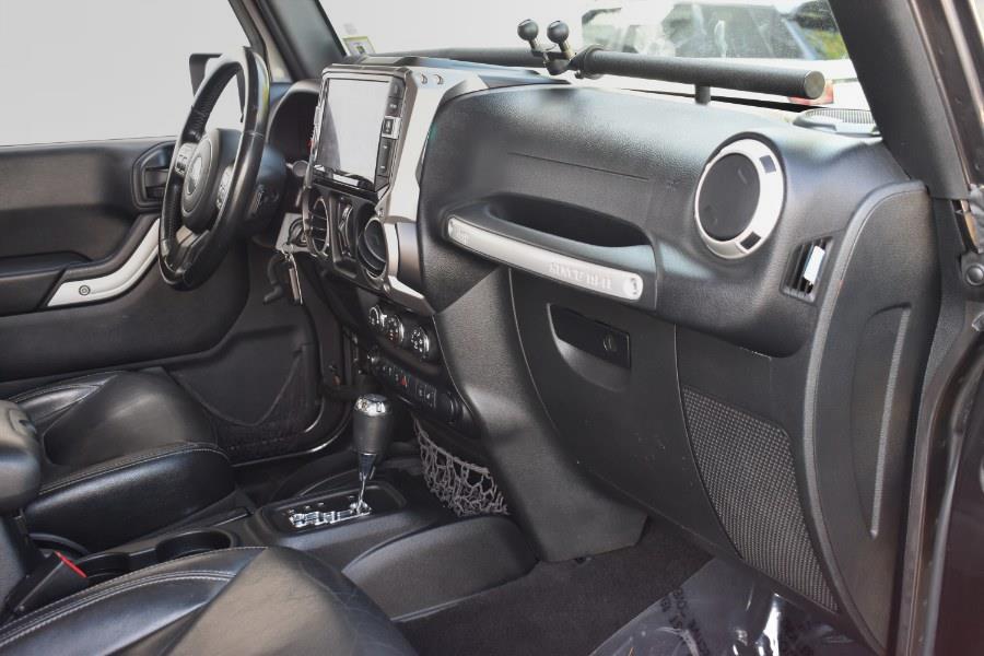 2016 Jeep Wrangler Unlimited 4WD 4dr Rubicon, available for sale in Little Ferry , New Jersey | Milan Motors. Little Ferry , New Jersey 2016 Jeep Wrangler Unlimited 4WD 4dr Rubicon, available for sale in Little Ferry , New Jersey | Milan Motors. Little Ferry , New Jersey