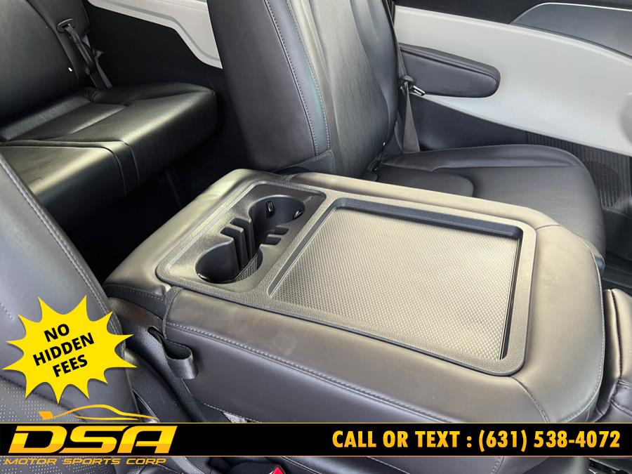 2024 Kia Carnival LX FWD w/Seat Pkg, available for sale in Commack, New York | DSA Motor Sports Corp. Commack, New York 2024 Kia Carnival LX FWD w/Seat Pkg, available for sale in Commack, New York | DSA Motor Sports Corp. Commack, New York