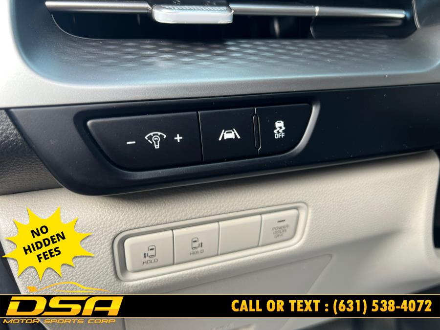 2024 Kia Carnival LX FWD w/Seat Pkg, available for sale in Commack, New York | DSA Motor Sports Corp. Commack, New York 2024 Kia Carnival LX FWD w/Seat Pkg, available for sale in Commack, New York | DSA Motor Sports Corp. Commack, New York