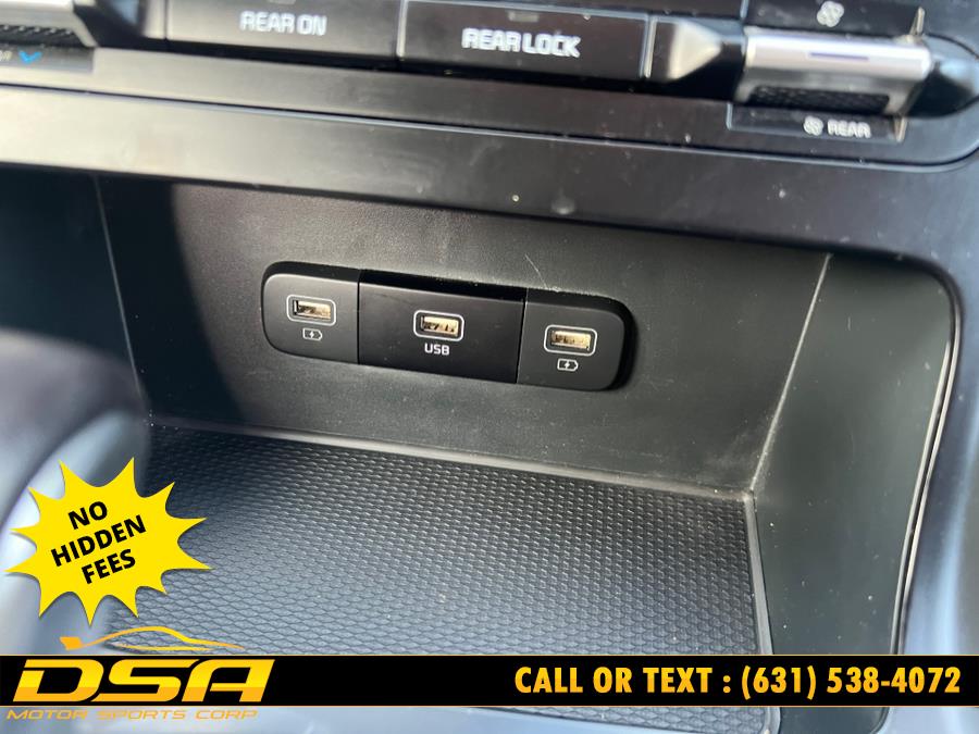 2024 Kia Carnival LX FWD w/Seat Pkg, available for sale in Commack, New York | DSA Motor Sports Corp. Commack, New York 2024 Kia Carnival LX FWD w/Seat Pkg, available for sale in Commack, New York | DSA Motor Sports Corp. Commack, New York