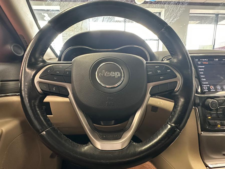 2021 Jeep Grand Cherokee Limited 4x2, available for sale in Inwood, New York | 5 Towns Drive. Inwood, New York 2021 Jeep Grand Cherokee Limited 4x2, available for sale in Inwood, New York | 5 Towns Drive. Inwood, New York