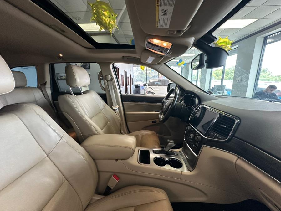2021 Jeep Grand Cherokee Limited 4x2, available for sale in Inwood, New York | 5 Towns Drive. Inwood, New York 2021 Jeep Grand Cherokee Limited 4x2, available for sale in Inwood, New York | 5 Towns Drive. Inwood, New York