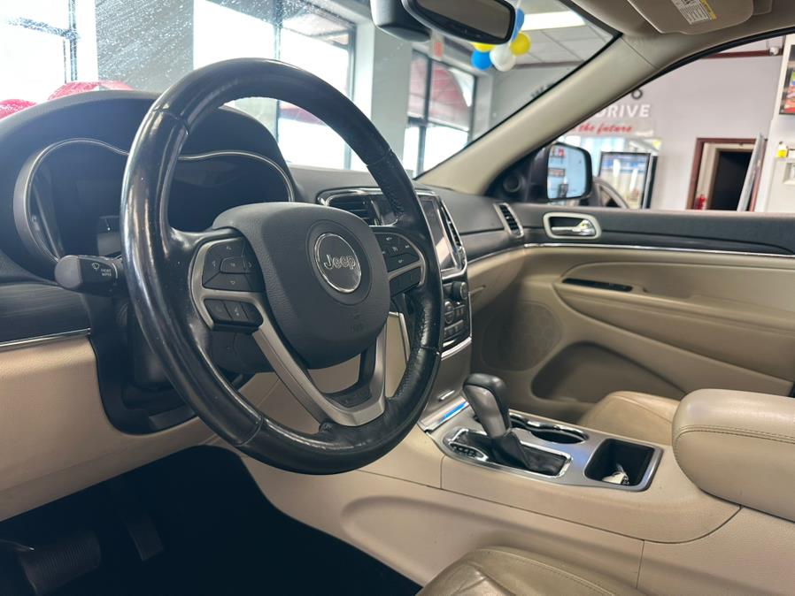 2021 Jeep Grand Cherokee Limited 4x2, available for sale in Inwood, New York | 5 Towns Drive. Inwood, New York 2021 Jeep Grand Cherokee Limited 4x2, available for sale in Inwood, New York | 5 Towns Drive. Inwood, New York