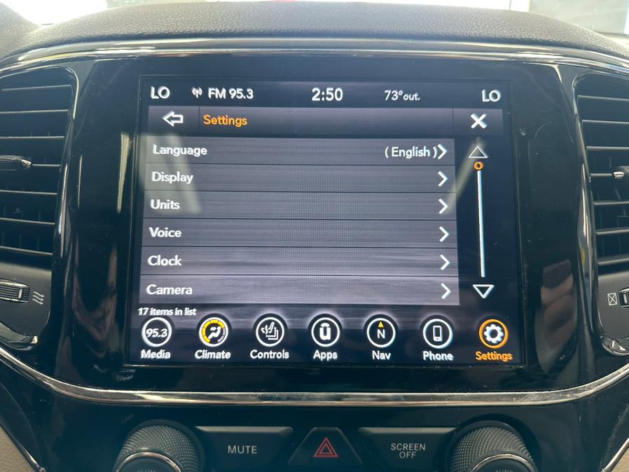 2021 Jeep Grand Cherokee Limited 4x2, available for sale in Inwood, New York | 5 Towns Drive. Inwood, New York 2021 Jeep Grand Cherokee Limited 4x2, available for sale in Inwood, New York | 5 Towns Drive. Inwood, New York