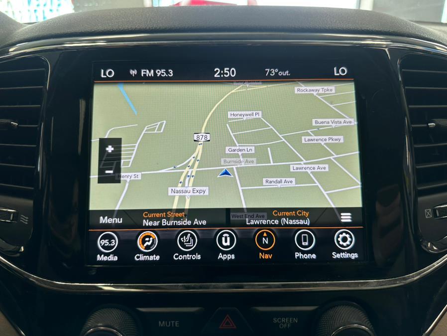 2021 Jeep Grand Cherokee Limited 4x2, available for sale in Inwood, New York | 5 Towns Drive. Inwood, New York 2021 Jeep Grand Cherokee Limited 4x2, available for sale in Inwood, New York | 5 Towns Drive. Inwood, New York