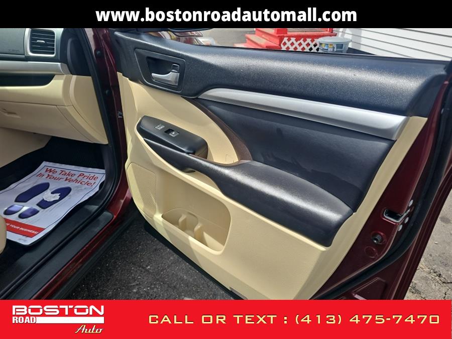 2017 Toyota Highlander XLE V6 AWD (Natl), available for sale in Springfield, Massachusetts | Boston Road Auto. Springfield, Massachusetts 2017 Toyota Highlander XLE V6 AWD (Natl), available for sale in Springfield, Massachusetts | Boston Road Auto. Springfield, Massachusetts