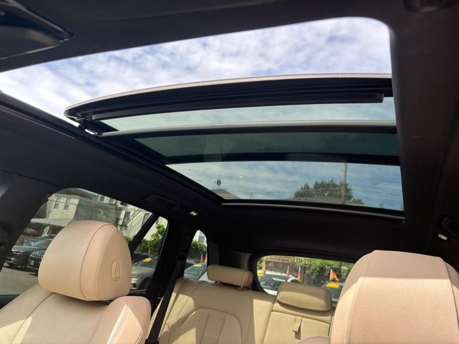 2021 BMW X5 xDrive40i Sports Activity Vehicle, available for sale in Newark, New Jersey | Champion Auto Sales. Newark, New Jersey 2021 BMW X5 xDrive40i Sports Activity Vehicle, available for sale in Newark, New Jersey | Champion Auto Sales. Newark, New Jersey