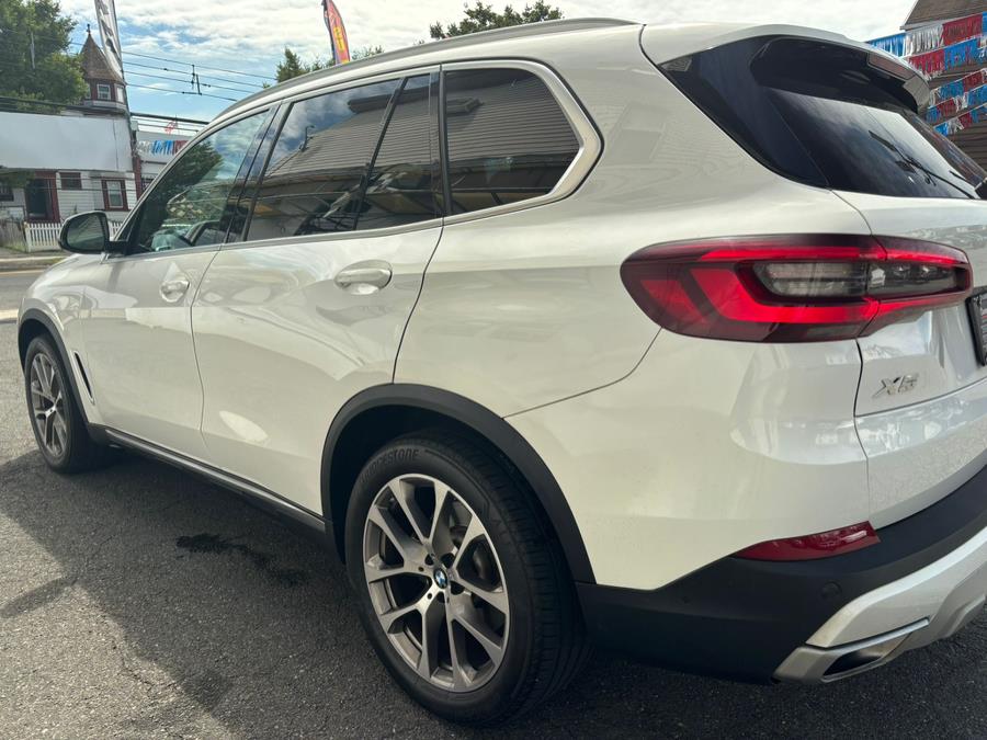 2021 BMW X5 xDrive40i Sports Activity Vehicle, available for sale in Newark, New Jersey | Champion Auto Sales. Newark, New Jersey 2021 BMW X5 xDrive40i Sports Activity Vehicle, available for sale in Newark, New Jersey | Champion Auto Sales. Newark, New Jersey