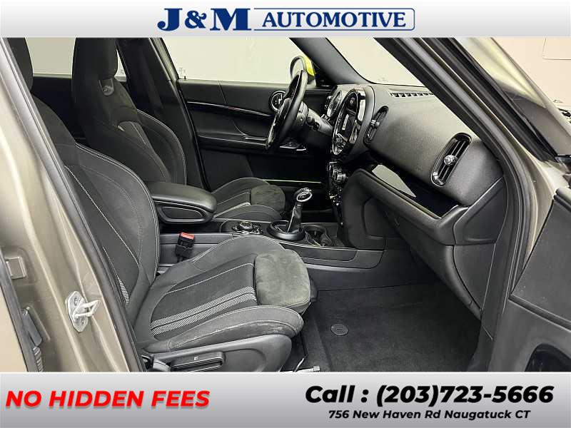 2019 Mini Countryman Cooper S E, available for sale in Naugatuck, Connecticut | J&M Automotive Sls&Svc LLC. Naugatuck, Connecticut 2019 Mini Countryman Cooper S E, available for sale in Naugatuck, Connecticut | J&M Automotive Sls&Svc LLC. Naugatuck, Connecticut