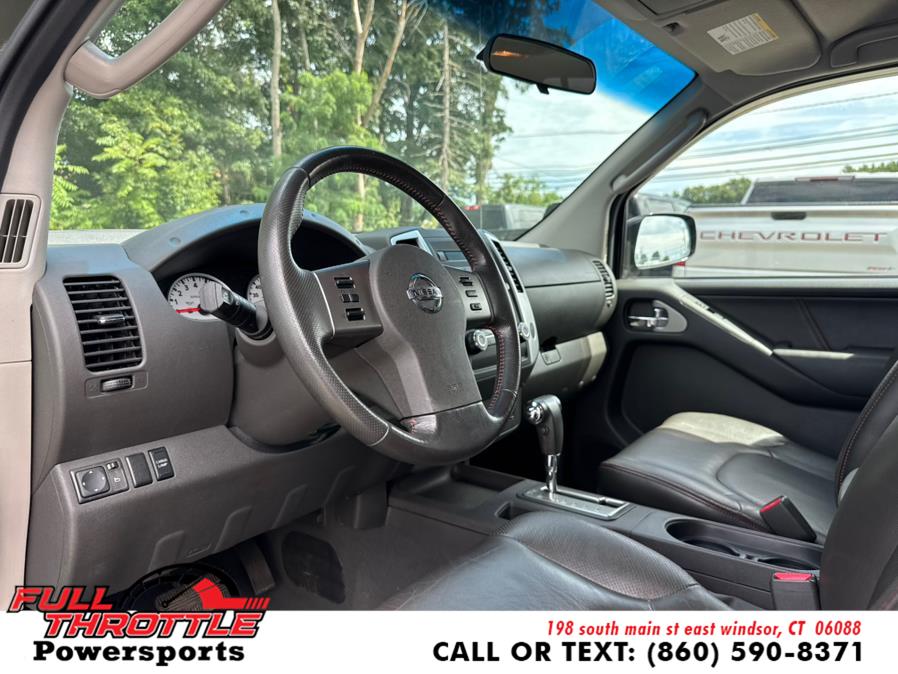 2009 Nissan Frontier 4WD Crew Cab SWB Auto SE, available for sale in East Windsor, Connecticut | Full Throttle Power Sports LLC. East Windsor, Connecticut 2009 Nissan Frontier 4WD Crew Cab SWB Auto SE, available for sale in East Windsor, Connecticut | Full Throttle Power Sports LLC. East Windsor, Connecticut