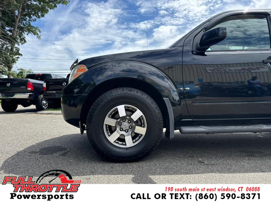 2009 Nissan Frontier 4WD Crew Cab SWB Auto SE, available for sale in East Windsor, Connecticut | Full Throttle Power Sports LLC. East Windsor, Connecticut 2009 Nissan Frontier 4WD Crew Cab SWB Auto SE, available for sale in East Windsor, Connecticut | Full Throttle Power Sports LLC. East Windsor, Connecticut