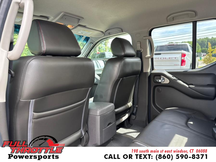 2009 Nissan Frontier 4WD Crew Cab SWB Auto SE, available for sale in East Windsor, Connecticut | Full Throttle Power Sports LLC. East Windsor, Connecticut 2009 Nissan Frontier 4WD Crew Cab SWB Auto SE, available for sale in East Windsor, Connecticut | Full Throttle Power Sports LLC. East Windsor, Connecticut