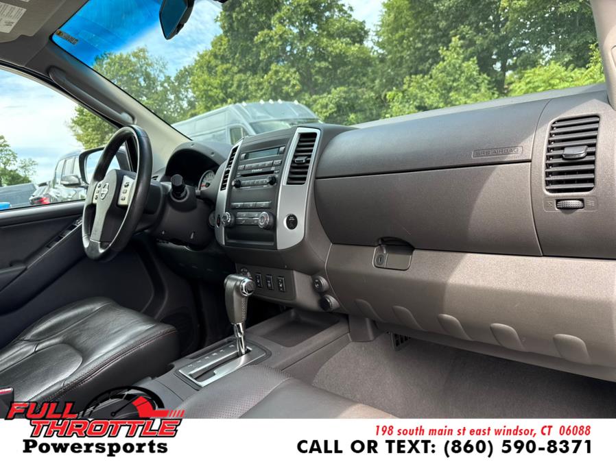 2009 Nissan Frontier 4WD Crew Cab SWB Auto SE, available for sale in East Windsor, Connecticut | Full Throttle Power Sports LLC. East Windsor, Connecticut 2009 Nissan Frontier 4WD Crew Cab SWB Auto SE, available for sale in East Windsor, Connecticut | Full Throttle Power Sports LLC. East Windsor, Connecticut