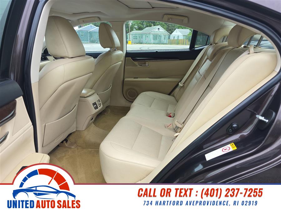 2013 Lexus ES 350 4dr Sdn, available for sale in Providence, Rhode Island | United Auto Sales Inc. Providence, Rhode Island 2013 Lexus ES 350 4dr Sdn, available for sale in Providence, Rhode Island | United Auto Sales Inc. Providence, Rhode Island