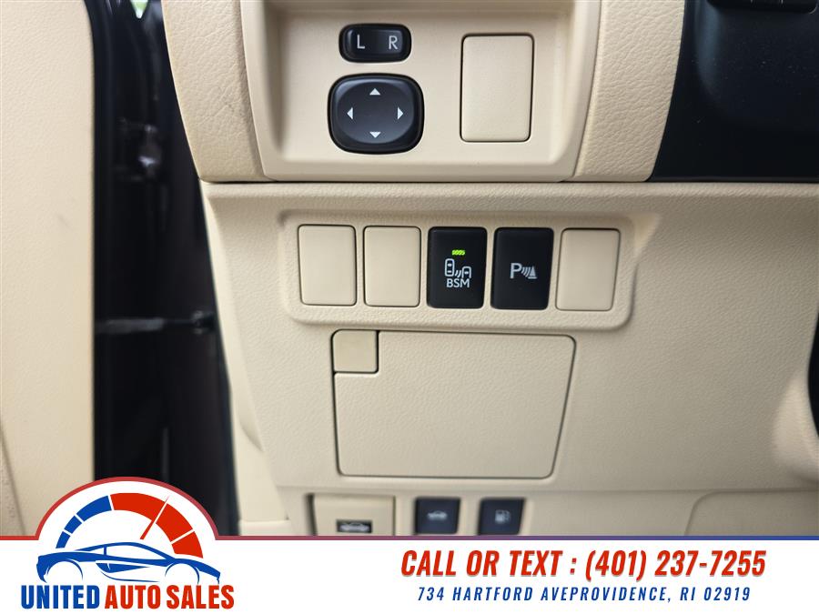 2013 Lexus ES 350 4dr Sdn, available for sale in Providence, Rhode Island | United Auto Sales Inc. Providence, Rhode Island 2013 Lexus ES 350 4dr Sdn, available for sale in Providence, Rhode Island | United Auto Sales Inc. Providence, Rhode Island