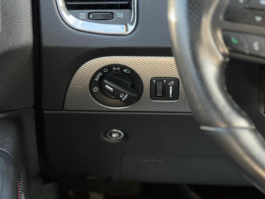2018 Dodge Durango R/T AWD, available for sale in Paterson, New Jersey | Speedway Motors LLC. Paterson, New Jersey 2018 Dodge Durango R/T AWD, available for sale in Paterson, New Jersey | Speedway Motors LLC. Paterson, New Jersey